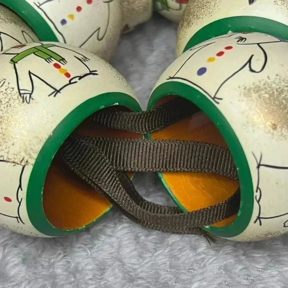 Set of 8 VTG Painted Wooden Snowman Christmas Holiday Napkin Rings Gold Shimmer - Picture 3 of 5